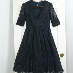 Free People Lace Midi Dress size 4  boho perfect condition never worn